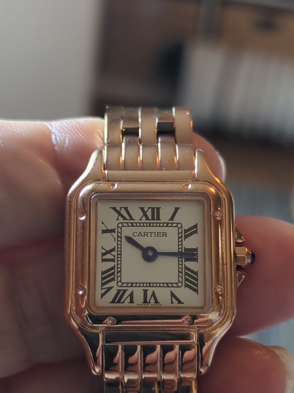 Ladies Elegant Rose Gold Bracelet Watch - Picture 5 of 5